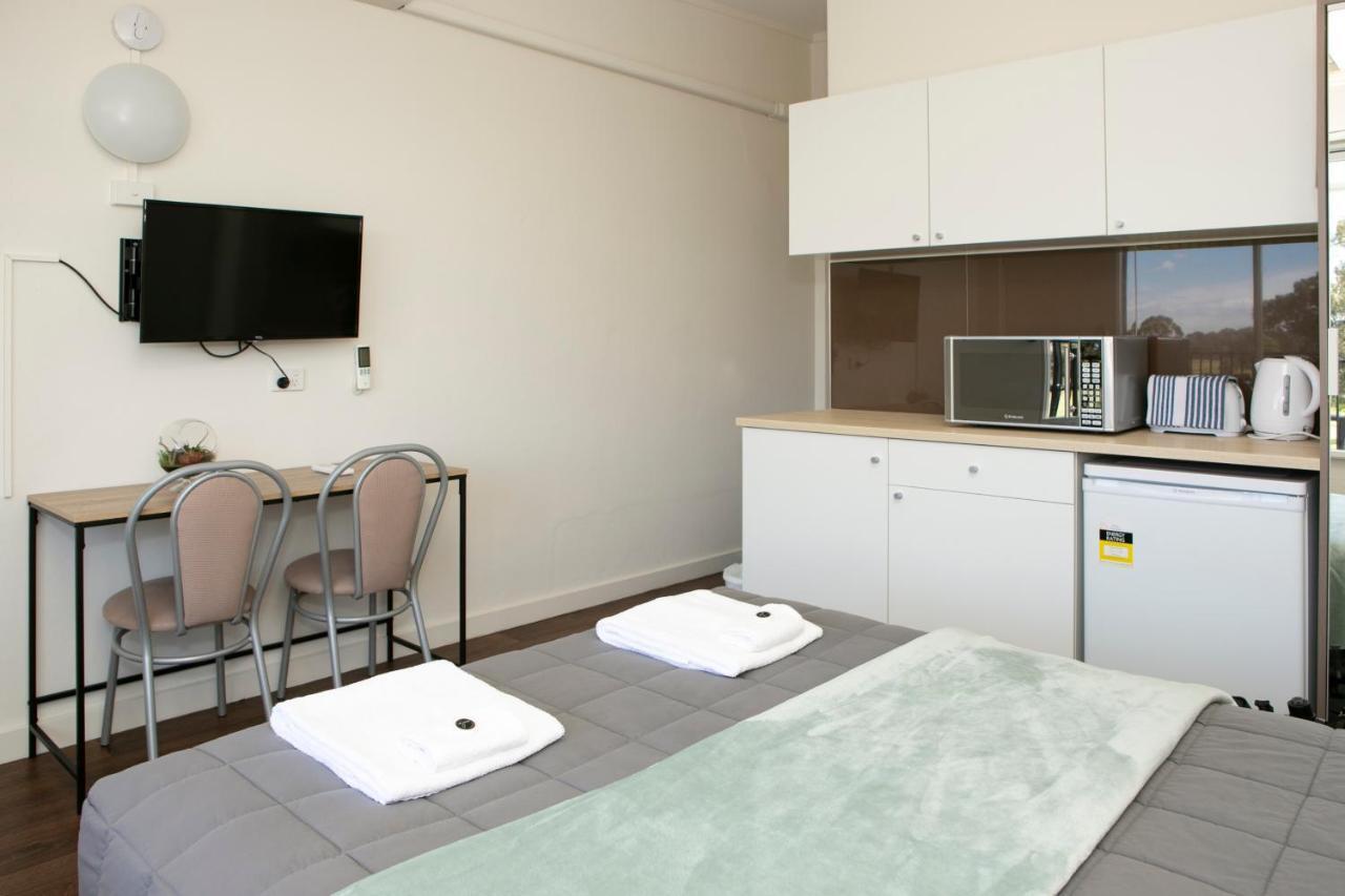 Rivers Apartments Motel Sale Gippsland Екстер'єр фото